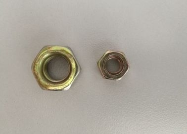 Nueces plateadas cinc amarillo de la cabeza de hex., tuerca de fijación métrica M3 - M64 del esfuerzo de torsión que prevalece
