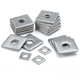 Lavadoras planas del metal del cuadrado del acero de carbono para las construcciones de la madera