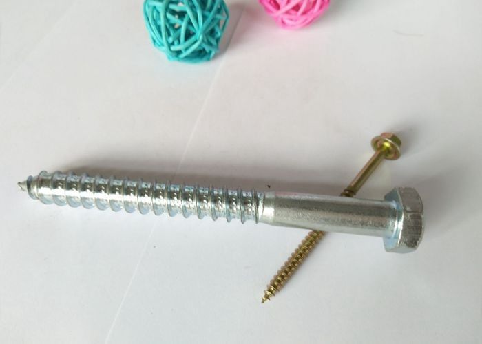 Tornillos de madera materiales de la Uno mismo-perforación del hilo de la cabeza de hex. del hierro medios con cinc azul y blanco